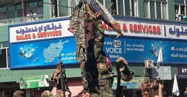 Taliban’s ‘Pants Parade’ Sparks ‘93,000’ Trend as Netizens Draw Parallels with Pakistan’s 1971 Surrender